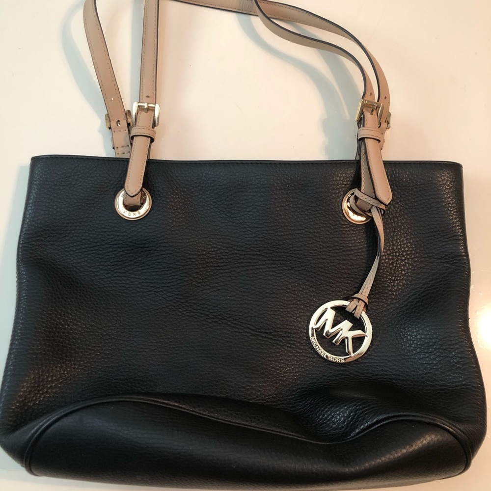Michael Kors Leather Handbag